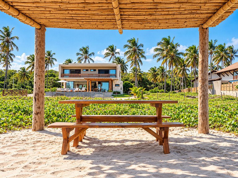 Villa en bord de plage avec piscine chauffée à Mamucabinha -