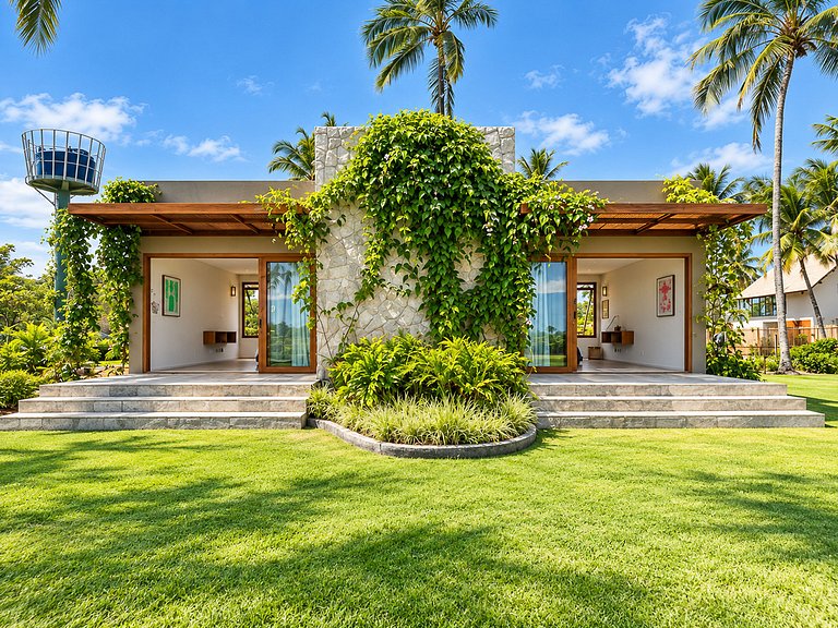 Beachfront villa with heated pool in Mamucabinha - Car004