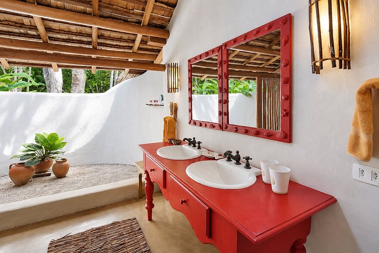 Charming villa with pool in Trancoso Trc015