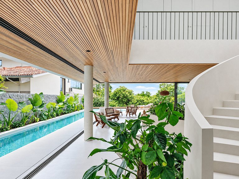 Beachfront Villa in Florianópolis