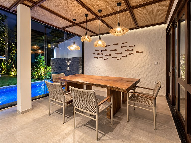 Charming beachfront house in Carneiros