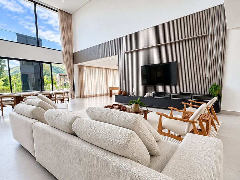 Magnifique villa avec piscine à Angra - Ang037