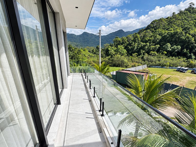 Magnifica villa con piscina ad Angra - Ang037