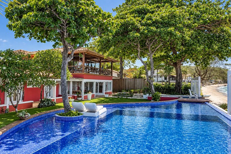 Nice oceanfront mansion in Buzios