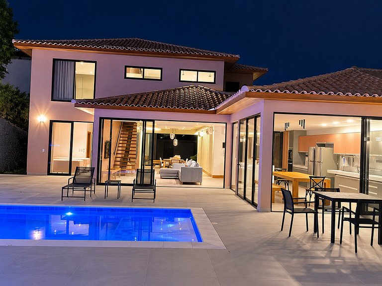 Villa de luxe près de la plage à Buzios