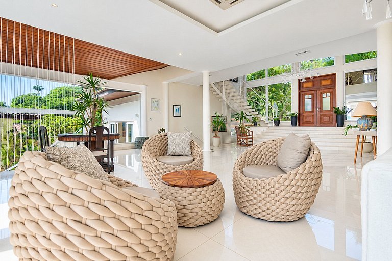 Casa com vista na Praia da Ferradura