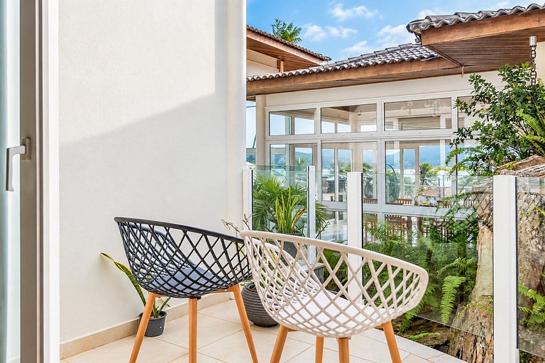 Casa com vista na Praia da Ferradura
