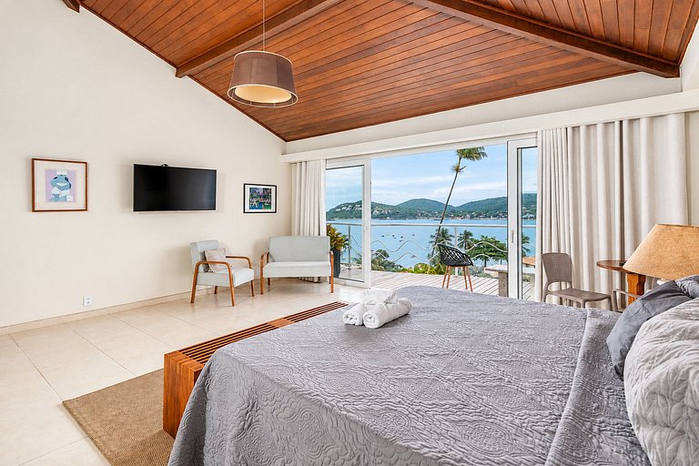 Casa com vista na Praia da Ferradura