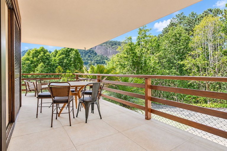 Beautiful luxury villa in Itaipava