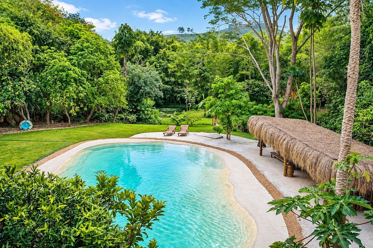 Beautiful house with pool in Serra do Rio