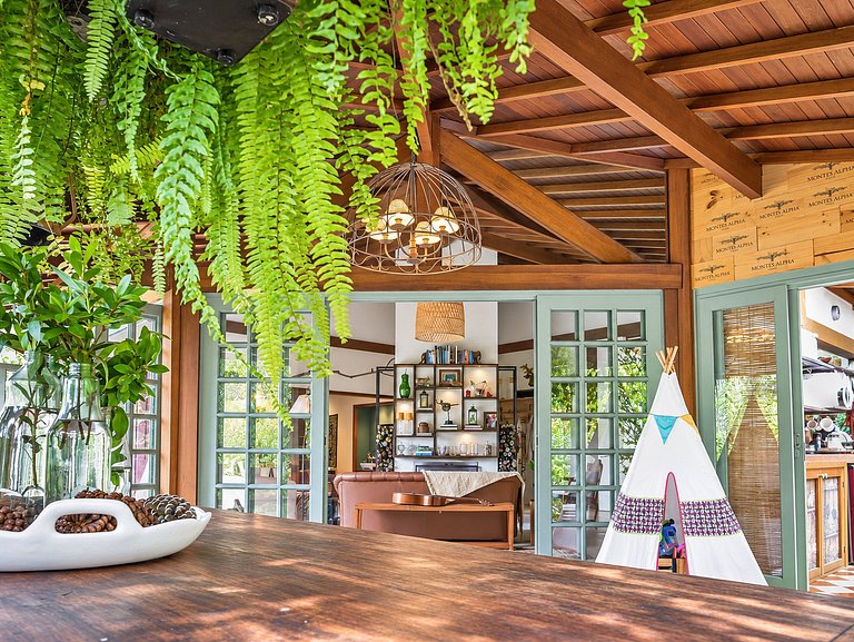 Bella casa con piscina a Serra do Rio