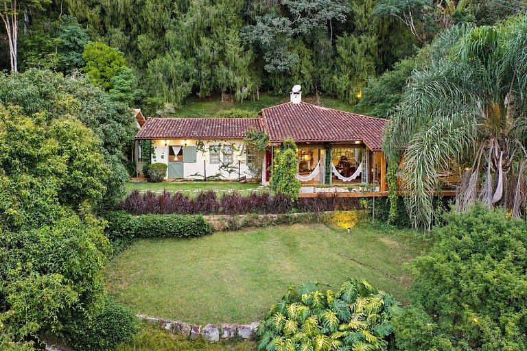 Beautiful house with pool in Serra do Rio