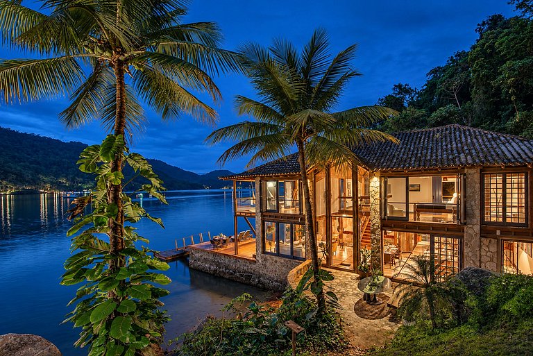 Villa et loft en bord de mer à Paraty