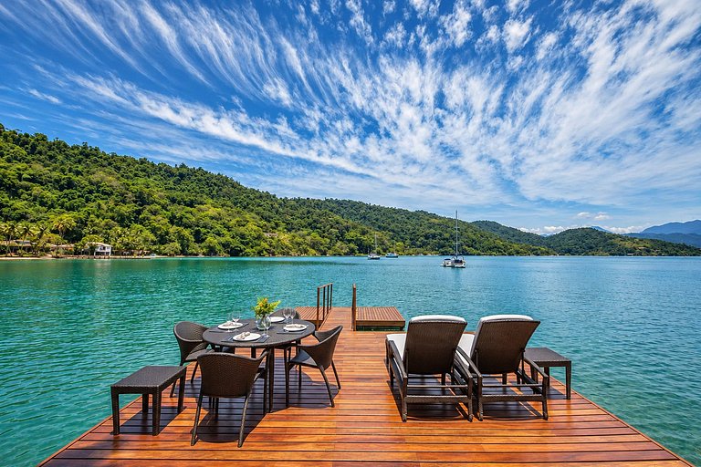 Villa y loft junto al mar en Paraty