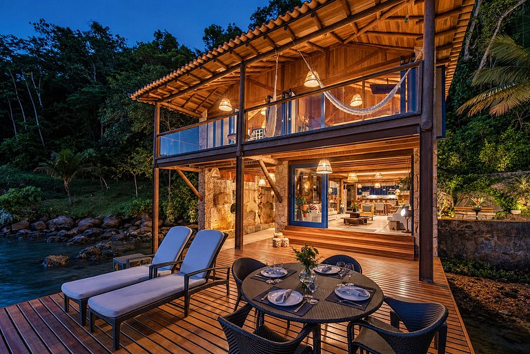 Villa y loft junto al mar en Paraty