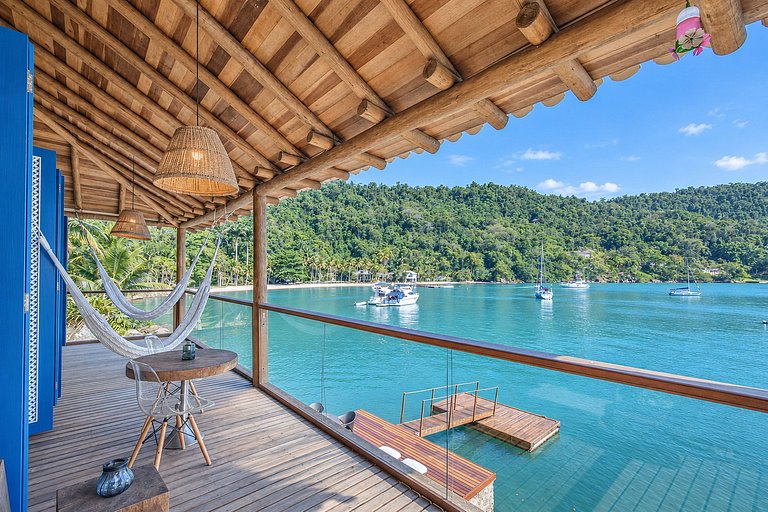 Villa y loft junto al mar en Paraty