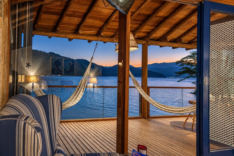 Villa e loft al mare a Paraty
