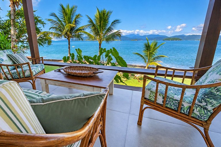 Beautiful island property in Paraty