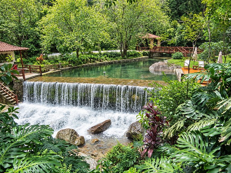 Casa con cascata a Petrópolis