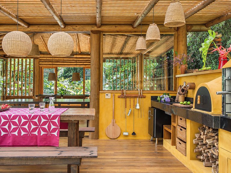 Casa con cascata a Petrópolis