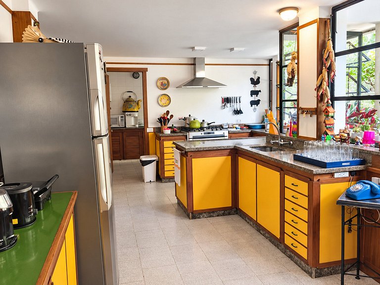 Casa de campo com cachoeira em Petrópolis
