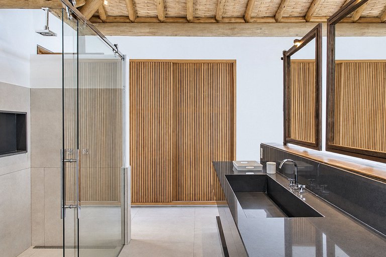 Grand luxury villa in Arraial D'ajuda