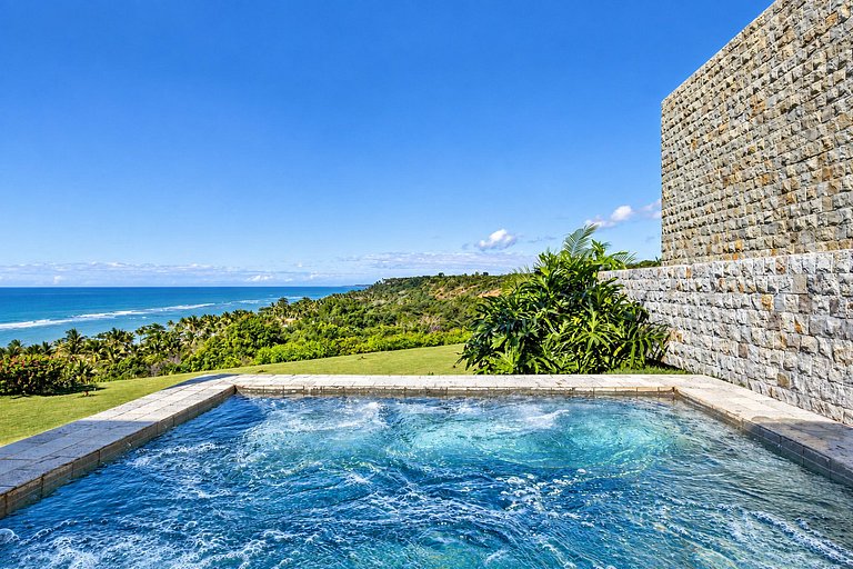 Grand luxury villa in Arraial D'ajuda