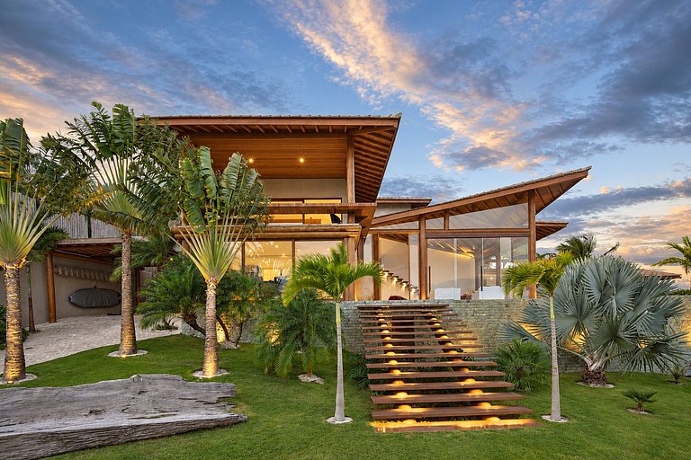 Grand luxury villa in Arraial D'ajuda