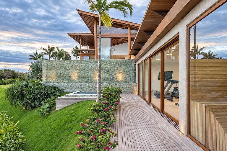 Grand luxury villa in Arraial D'ajuda