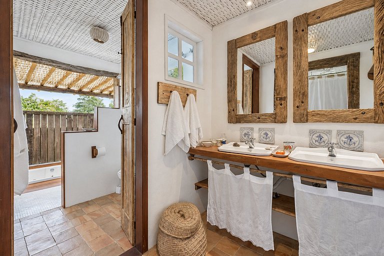Villa with incredible views in Itacaré - Itc007