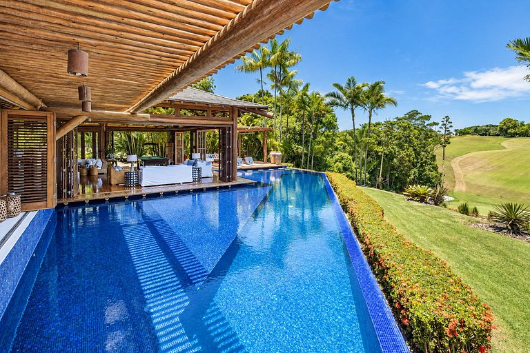 Luxuosa villa de 6 suítes em Trancoso