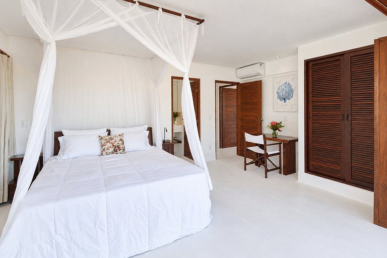 Luxuosa villa de 6 suítes em Trancoso
