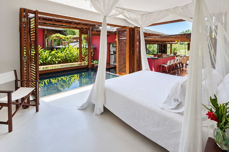 Luxuosa villa de 6 suítes em Trancoso