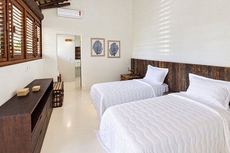 Luxuosa villa de 6 suítes em Trancoso