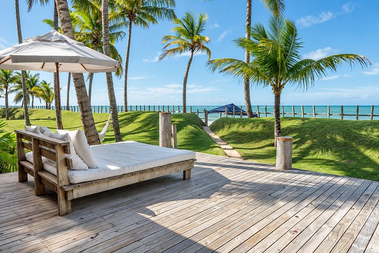 Idyllic seafront villa in Trancoso