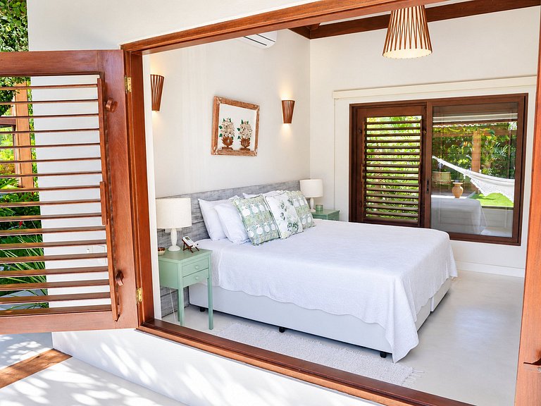 Luxurious villa with pool in Trancoso