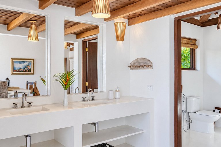 Luxurious villa with pool in Trancoso