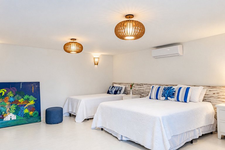 Luxurious villa with pool in Trancoso