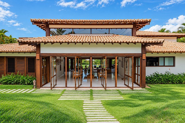 Luxurious villa with pool in Trancoso