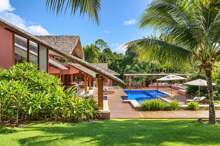 Sophisticated Retreat in Trancoso