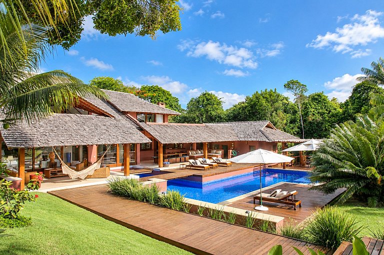 Sophisticated Retreat in Trancoso
