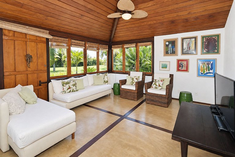 Charmosa villa frente mar em Trancoso