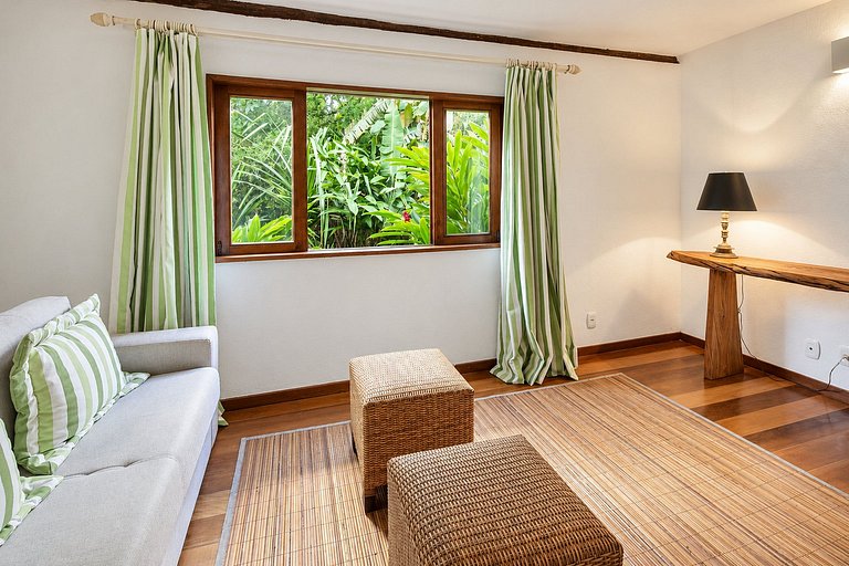Fantástica casa com piscina em Trancoso