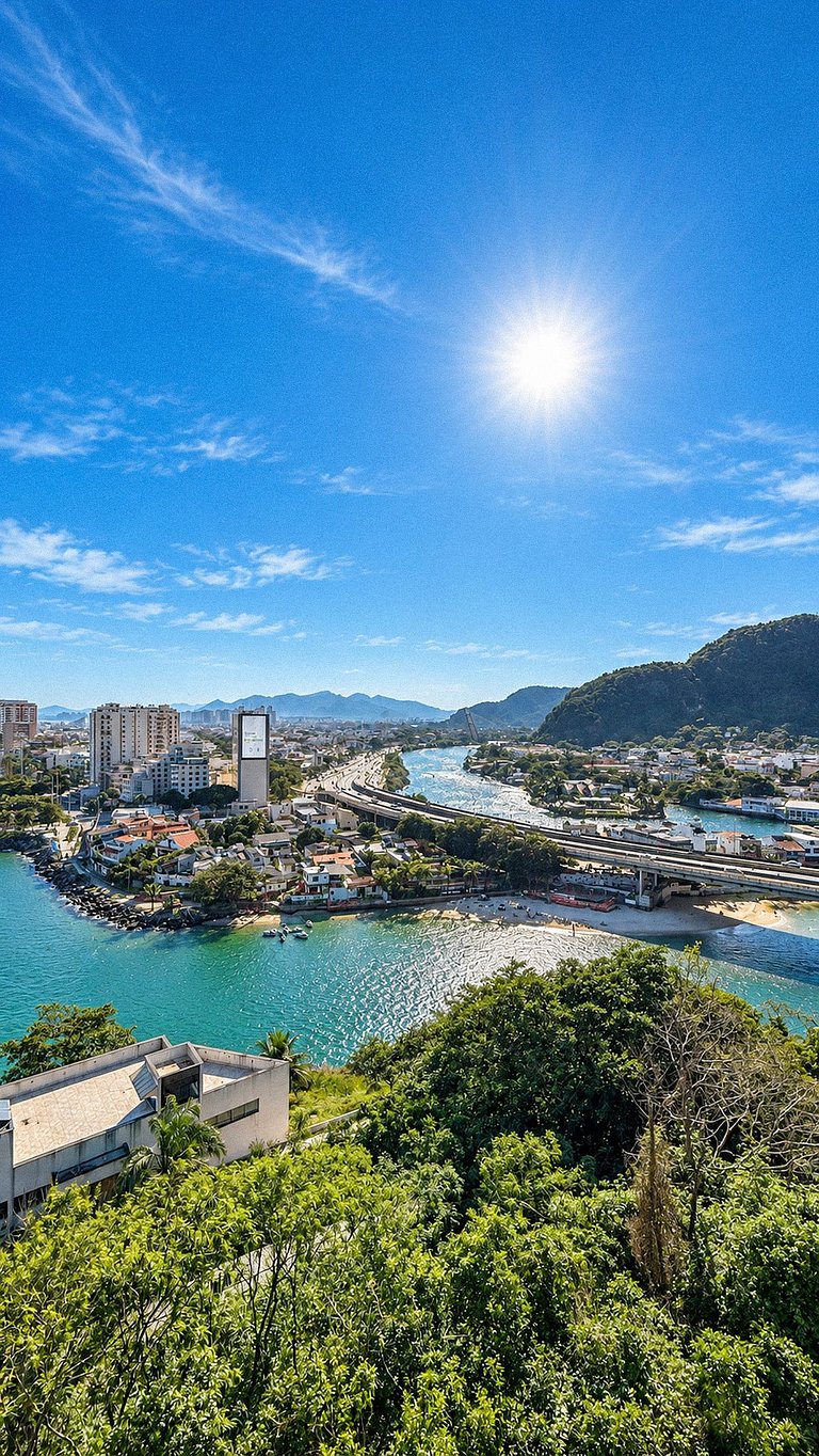 Villa en Joá con vistas al mar y piscina infinita - Joa023