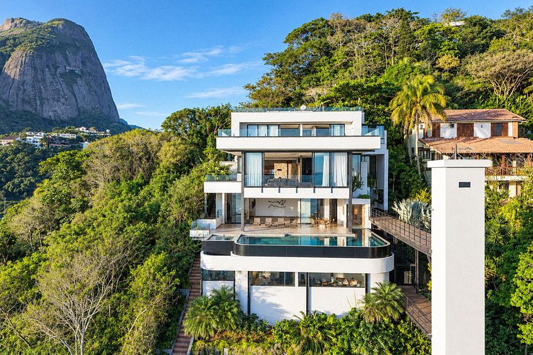 Mansão no Joá com vista mar e piscina infinita - Joa023