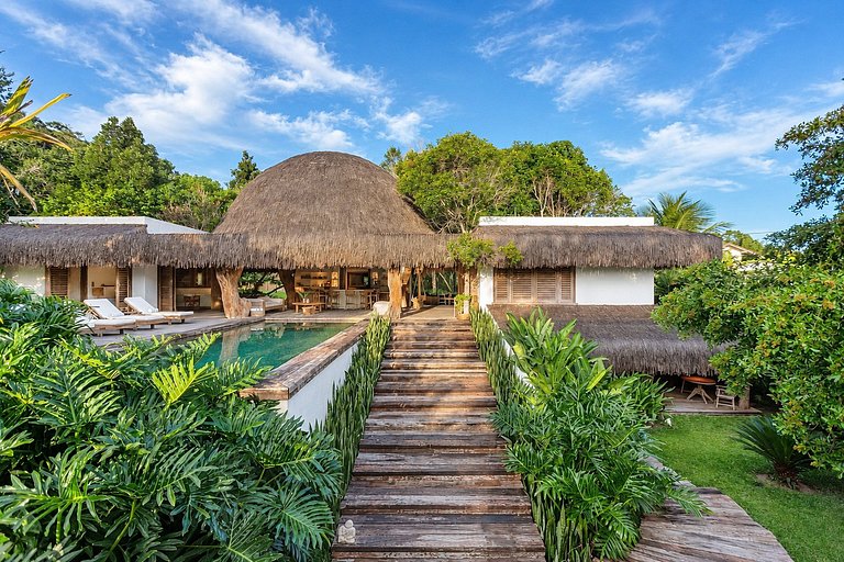 Bungalow style villa in Trancoso
