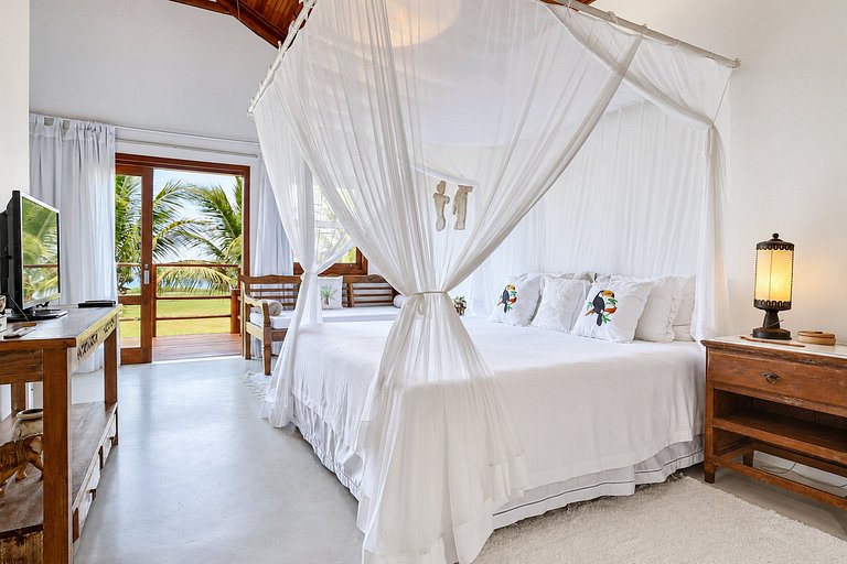 House with 4 Suites and Pool in Trancoso