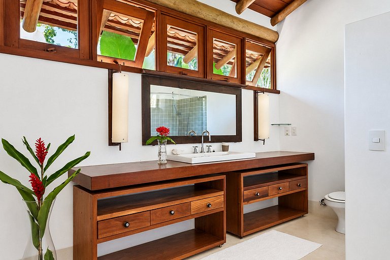 Villa con piscina y 3 suites en Trancoso