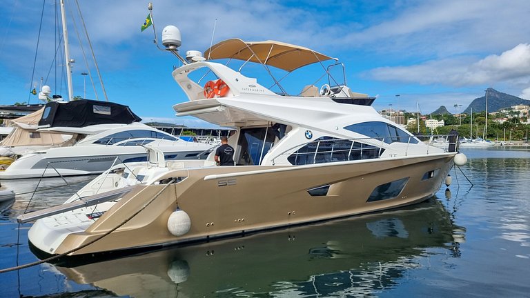 BMW Intermarine 55ft for rent in Rio - Boa001
