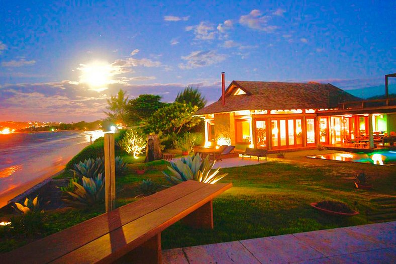 Luxury house standing on the sand in Buzios - Buz016
